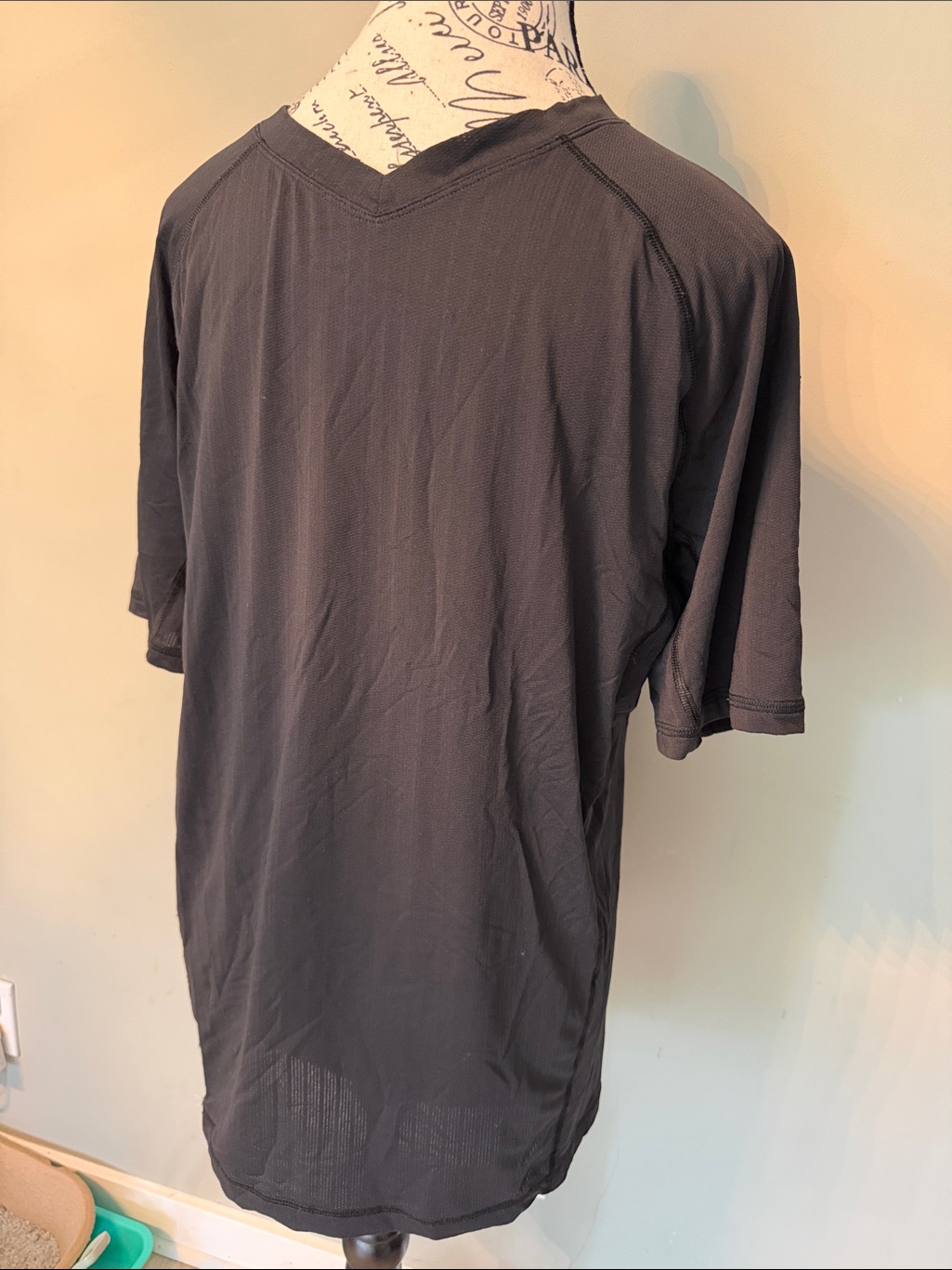 Lululemon Men's Black V-Neck Shirt